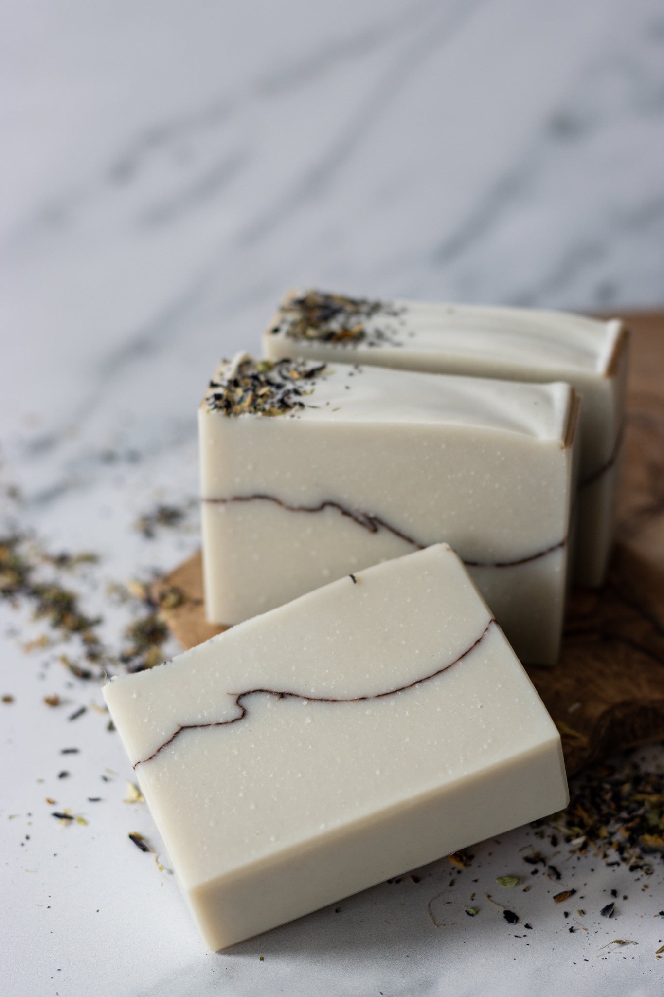 OLD WORLD TOBACCO BAY LEAF OAT MILK BAR SOAP