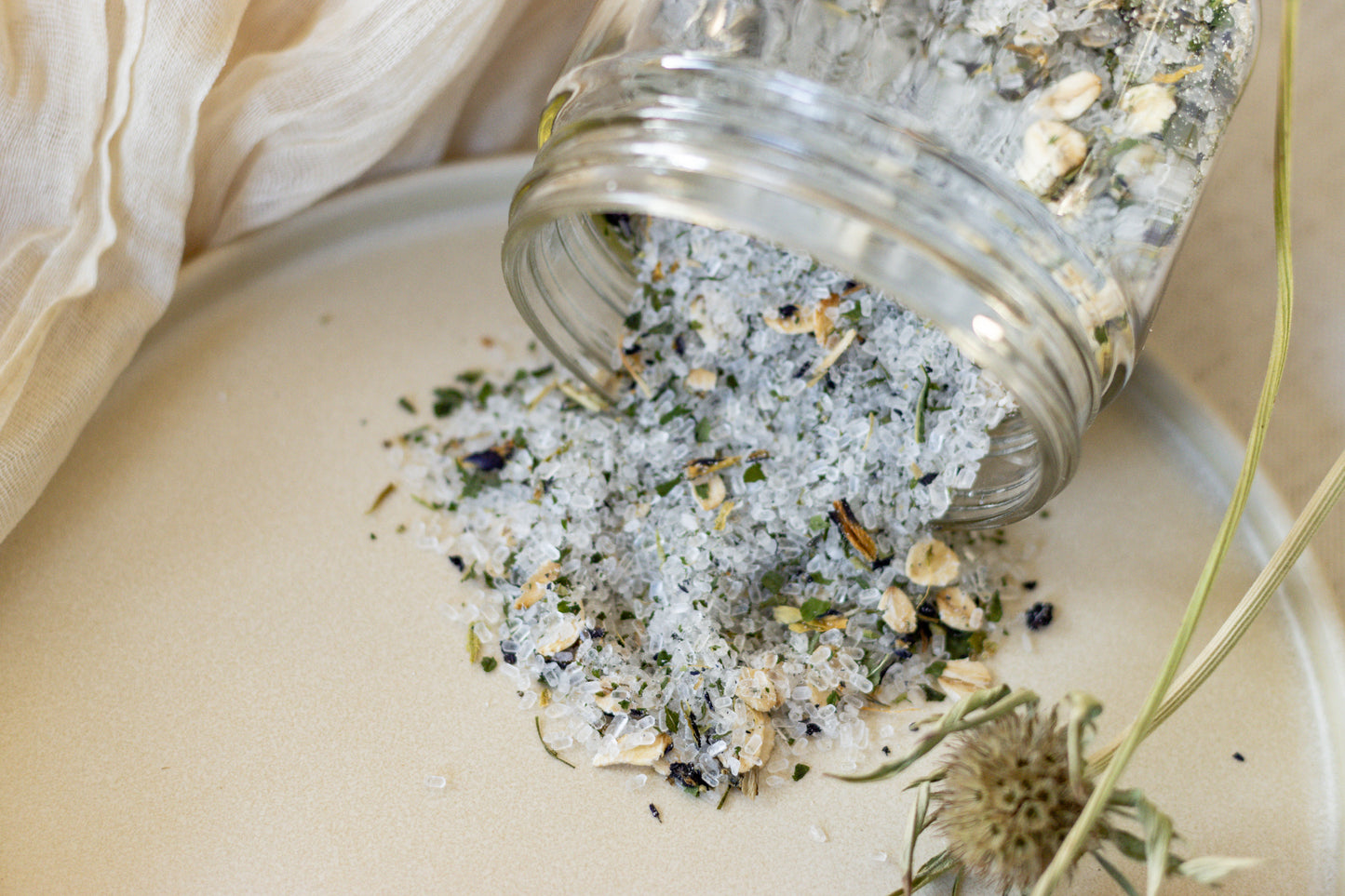 BUTTERFLY TEA BOTANICAL BATH SALTS