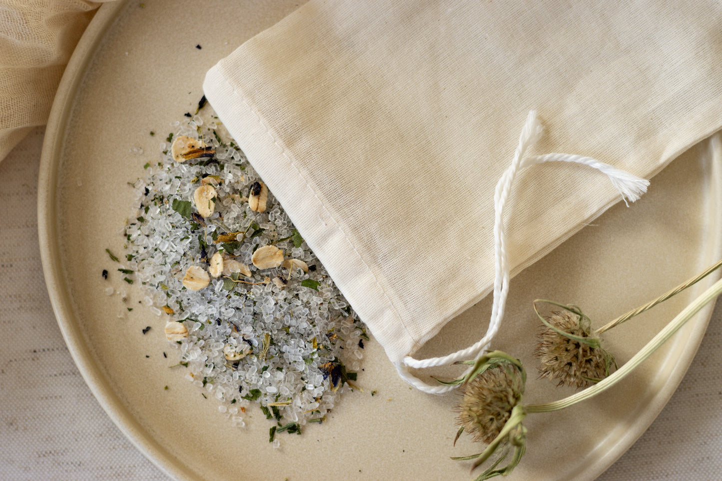 BUTTERFLY TEA BOTANICAL BATH SALTS