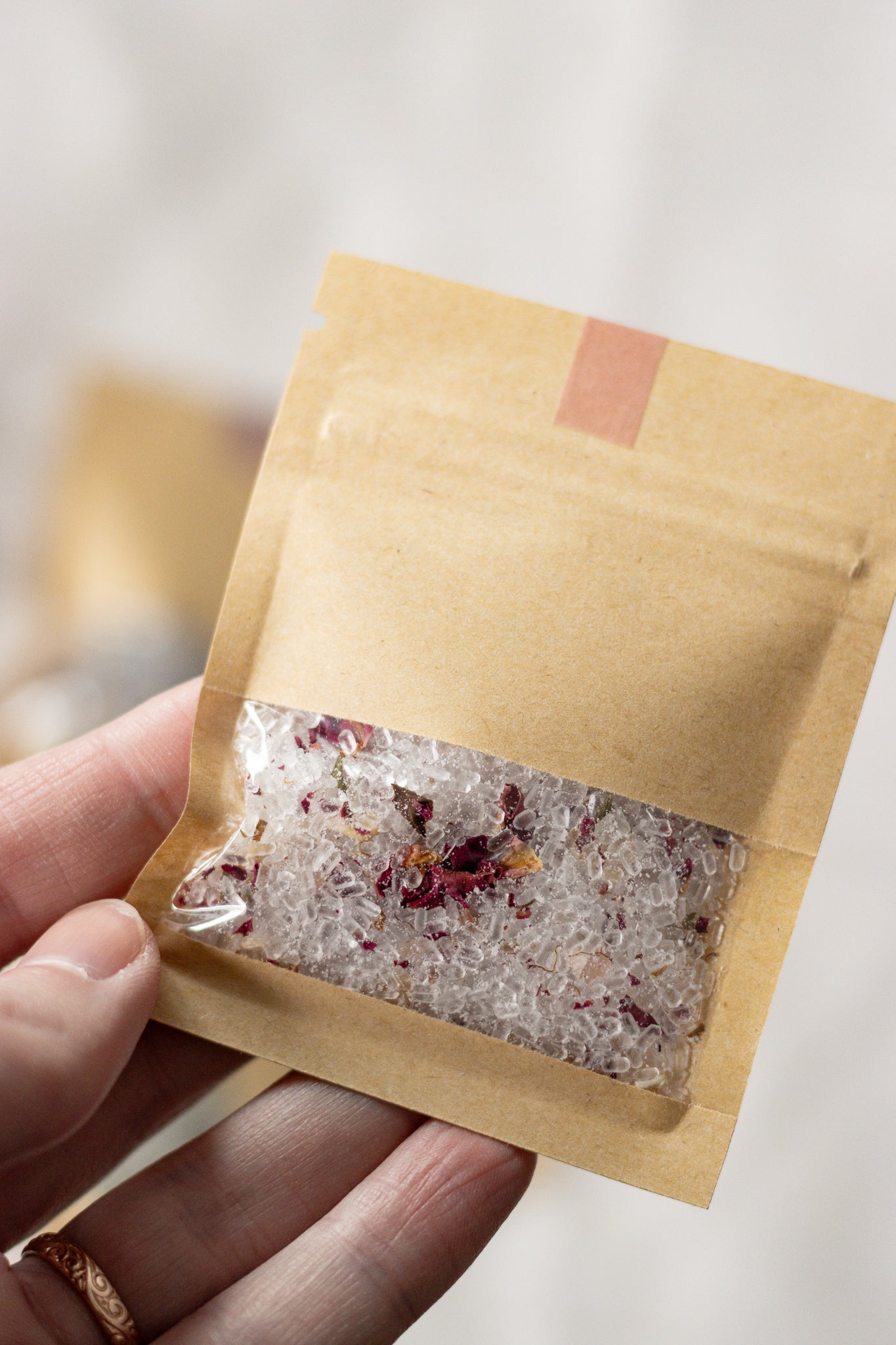 BUTTERFLY TEA BOTANICAL BATH SALTS