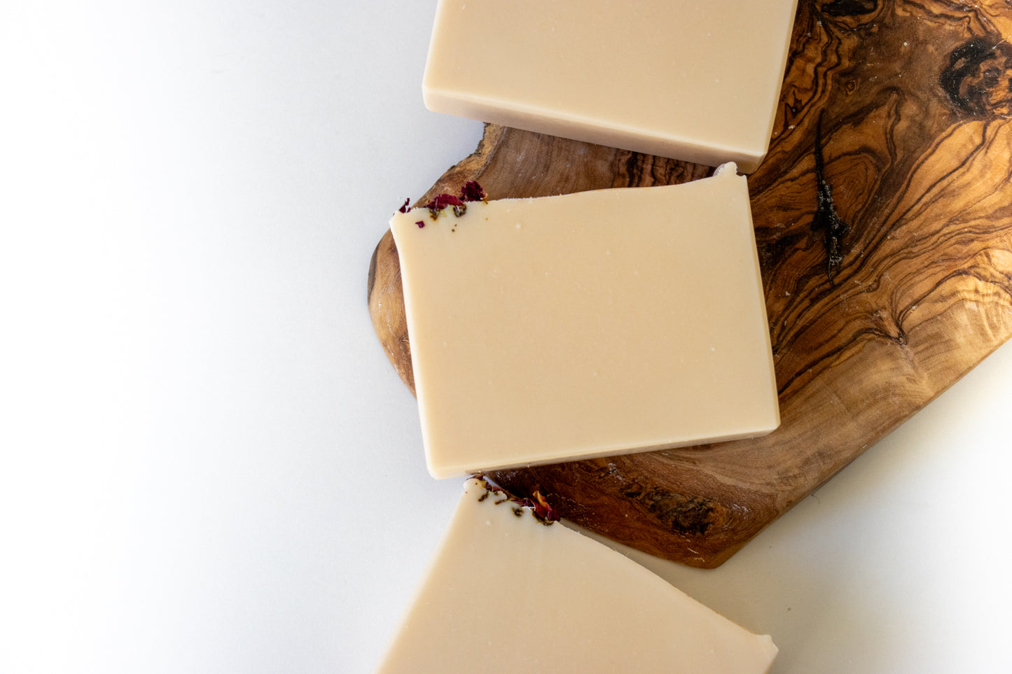 APRICOT BLUSH OAT MILK BAR SOAP